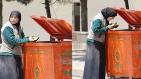 سوريّة تأكل من القمامة في تركيا !