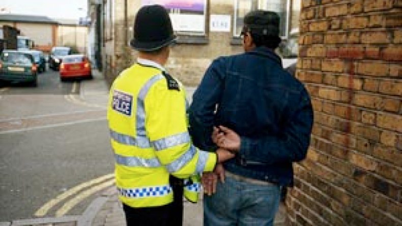 الجزائر تطالب بريطانيا بالإفراج عن مواطنيها المعتقلين دون محاكمة