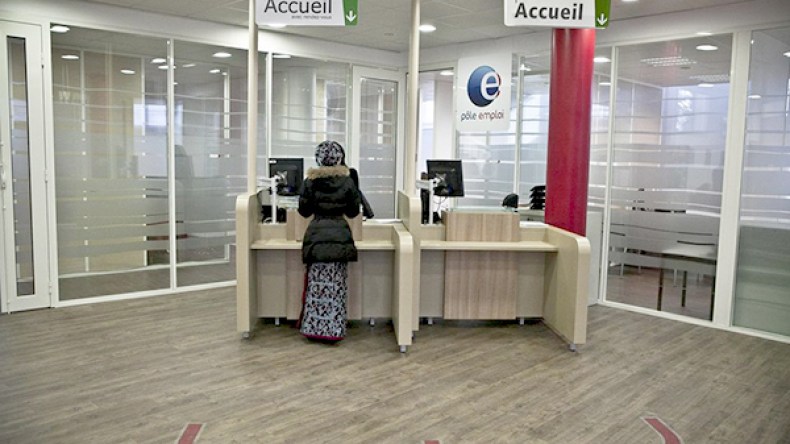 هذه شروط استفادة الجزائريين من منحة “الشوماج” في فرنسا