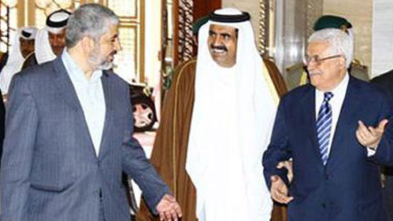 Palestinian Rivals Agree to Form Unity Government