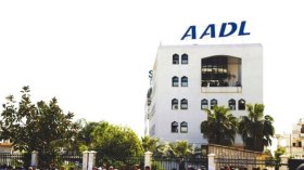 مكتتبو “عدل 2” ينقلون احتجاجهم بين الوكالة ووزارة السكن