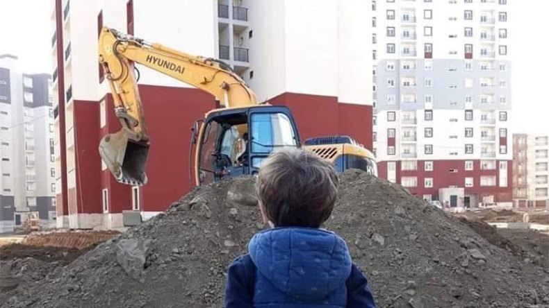 مكتتبو عدل 1400 مسكن قريشي بالرغاية مستاؤون