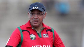 الفيفا تُهدّد الكينيين بِسبب مدرب جزائري