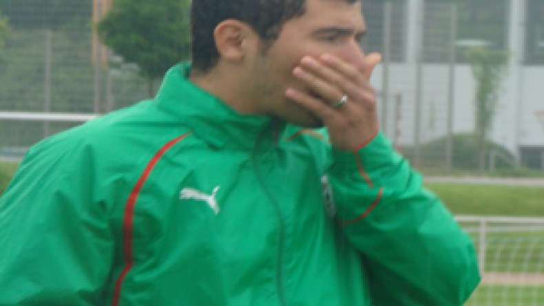 نحو‭ ‬التحاق‭ ‬عنتر‭ ‬يحيى‭ ‬بغزال‭ ‬في‭ ‬باري‭ ‬الإيطالي