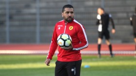 مدرب جزائري آخر سيحضر وقائع “كان” 2019