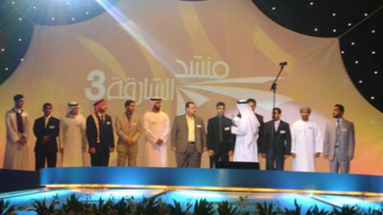 الأسبوع الثاني لمنشد الشارقة: نجيب عياش قوة إنشادية مدهشة رفعت الراية الجزائرية