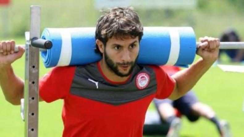 أولمبياكوس اليوناني: نحو رحيل عبدون وانضمام مجاني