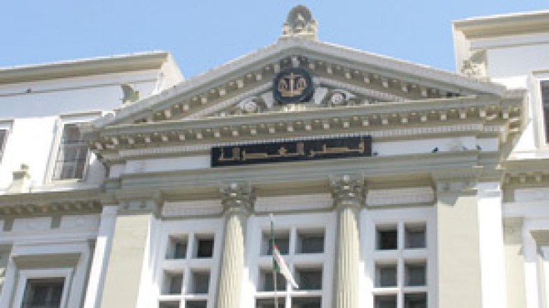 77 عاملا مفصولا من “موانئ دبي” يلجأون إلى القضاء