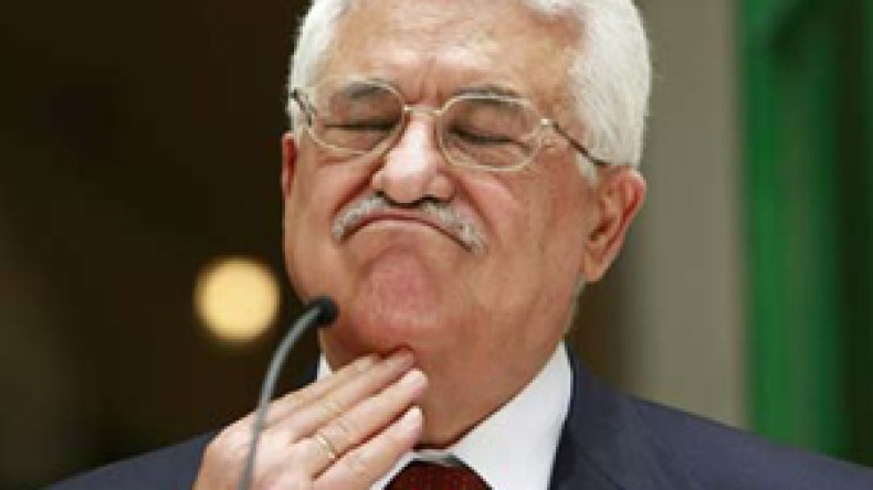 محمود عباس :  مستعدون لتسليم السلطة لحماس اذا فازت