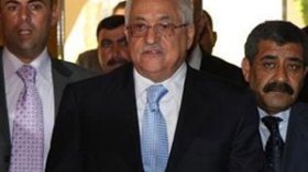 عباس يقرر إطلاق سراح مئة معتقل امني فلسطيني