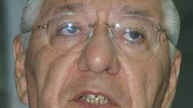 المدير الأسبق للهلال الأحمر الجزائري متهم بتبديد 5 ملايير سنتيم