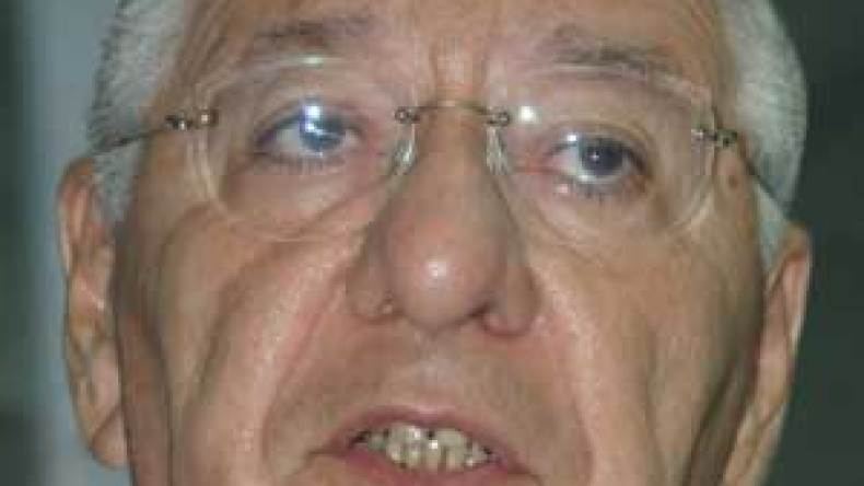 المدير الأسبق للهلال الأحمر الجزائري متهم بتبديد 5 ملايير سنتيم