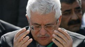 حراك سياسي مصري سعودي لإنقاذ محمود عباس