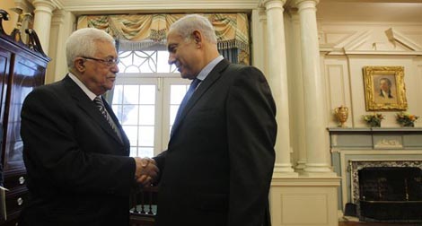 M. Abbas approuve les déclarations de l’UE comme base de reprise des négociations de paix avec Israël