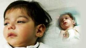 رضيع جزائري يستصرخ وزير الصحة والسلطات العليا لانقاذه بعد خطإ طبي في الأردن