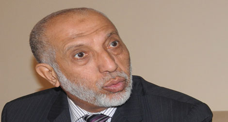 Belkhadem: «Bouteflika a besoin d’une rééducation fonctionnelle des muscles de ses jambes»