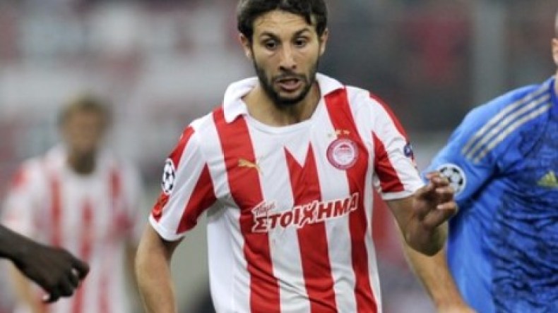 عبدون يتألّق رغم خسارة أولمبياكوس