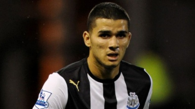 الجزائري “عبيد” ضمن صفوف نيوكاسل لمواجهة ماريتيمو