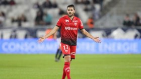 رائد القسم الثاني الإنجليزي يُريد جلب “عبيد”