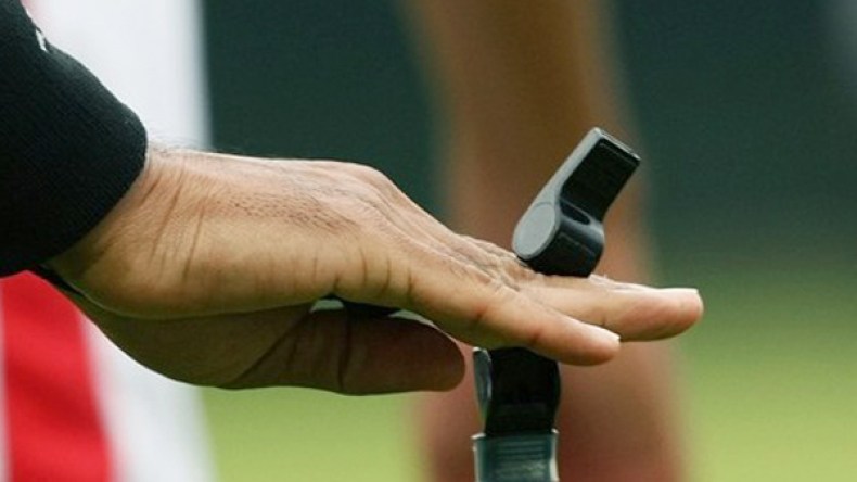 لجنة التحكيم تعاقب بنوزة أمالو عاشوري بشير وحلام