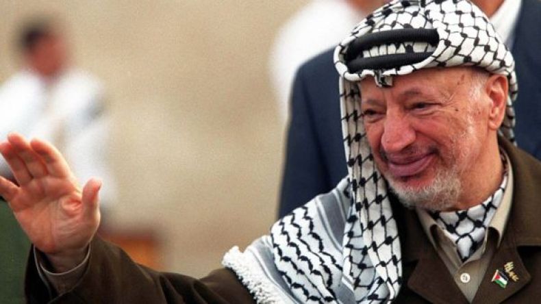 أبو عمار.. قائد نموذجي لشعب لا ينكسر