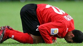 أبو تريكة يهدد بالاعتزال وزملاؤه يهددون بالاستقالة الجماعية