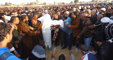 Une foule nombreuse rend un dernier hommage à Saâdallah