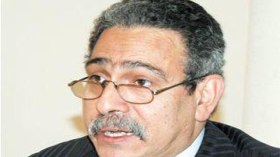 استقالة وزير الثقافة المصري على خلفية مواجهات ميدان التحرير