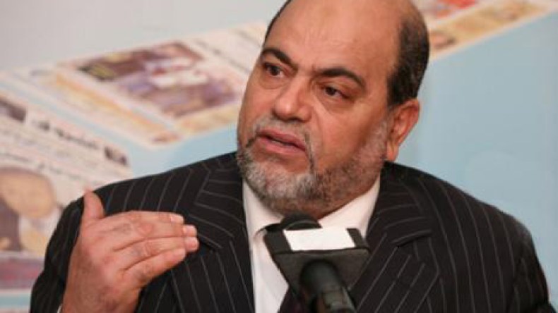 سلطاني يدعو غول لكشف حقيقة انشقاقه للشعب الجزائري