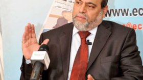استقالات‭ ‬وزراء‭ ‬حمس‭ ‬على‭ ‬مكتبي‭ ‬ومبروك على مناصرة جبة الإخوان‬