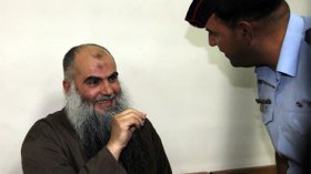 الأردن يبرئ الداعية أبو قتادة من التخطيط لهجمات ويأمر بإطلاق سراحه فورا