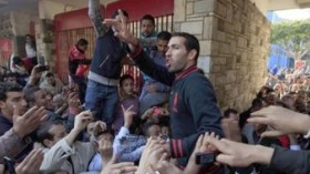 أبو تريكة حزين لسقوط الإخوان وأحمد حسن يقود مظاهرات الانقلاب