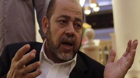 حماس تشدد: نريد رئاسيات وتشريعيات معا!