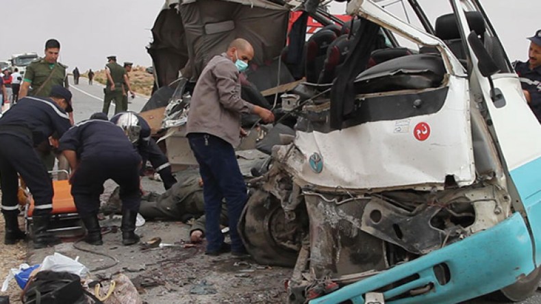 اصطدام 4 شاحنات يخلف وفاة شخص وإصابة 8 أشخاص بجروح ببسكرة