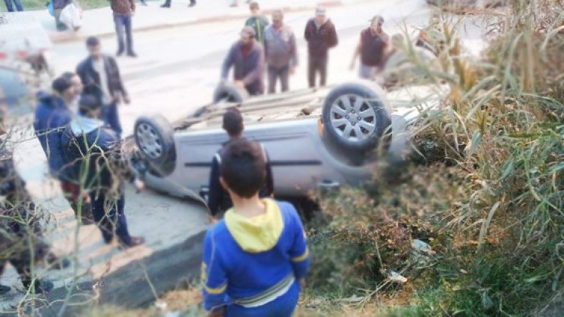 4 جرحى إثر انقلاب سيارة بتاجنانت بميلة