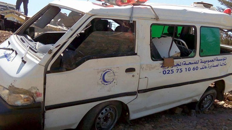 إصابة شخصين في انقلاب سيارة إسعاف بالمدية