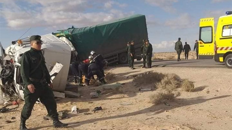 مجزرة مرورية تودي بحياة 6 أشخاص بالوادي