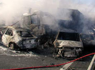 Les pertes annuelles des accidents de voiture dépassent les 4200 morts et 5,1 milliards de dollars.