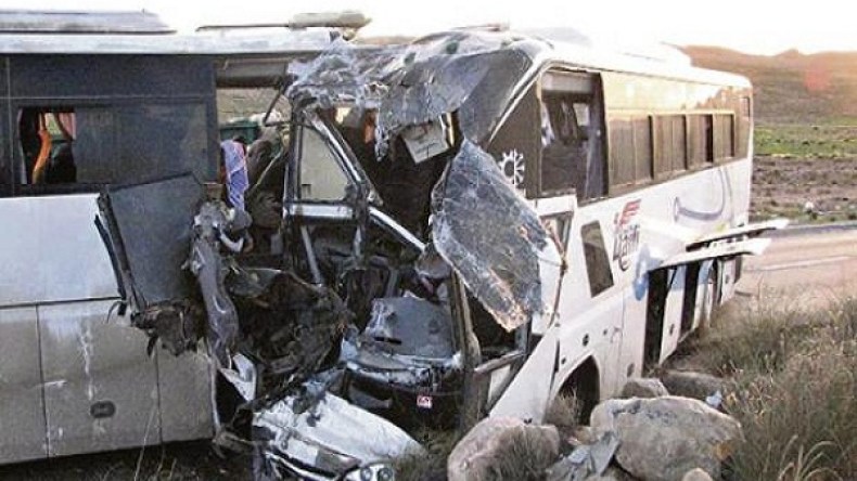 37 جريحا في حادث انحراف حافلة بباتنة