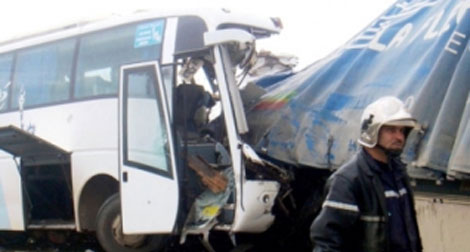Une collision tragique fait 11 morts à Ouargla