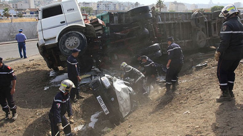 ستة قتلى من عائلة واحدة في حادث سير بالبويرة