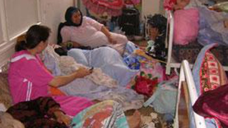 ثلاث  قابلات  لأكثر  من  30  عملية  توليد  في  اليوم  بقطب  طب  النساء  بالبرواڤية