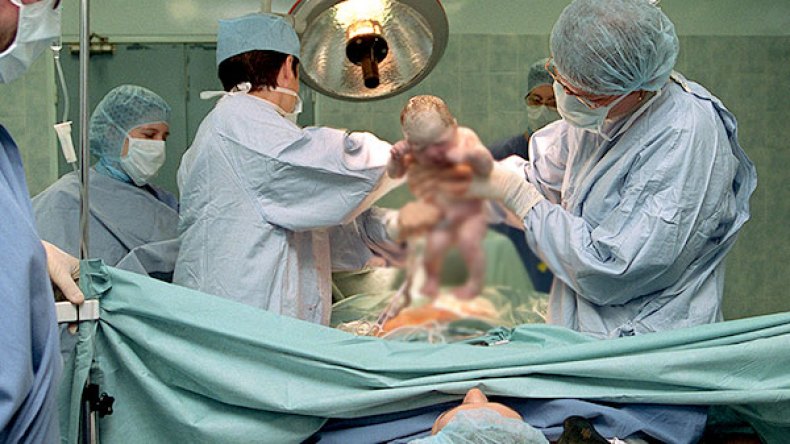 57 بالمائة من الأزواج يستعملون حبوب منع الحمل