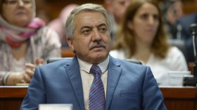 عاشق: إدماج 12 ألف متعاقد والعملية مستمرة