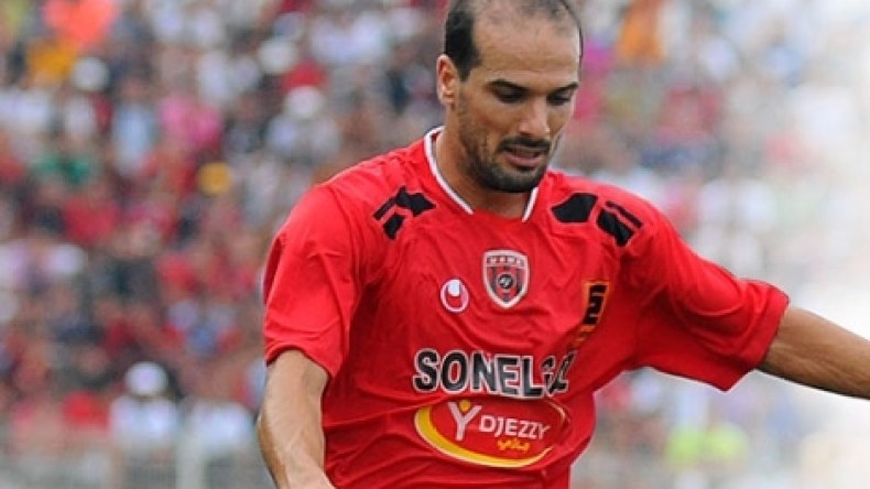 عشيو ينضم لشباب قسنطينة