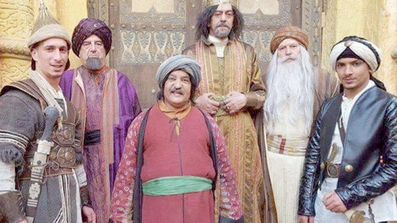 الجزائريون يوّدعون المسلسل بزواج عبلة وجواد.. وعودة المملكة لعاشور العاشر!!