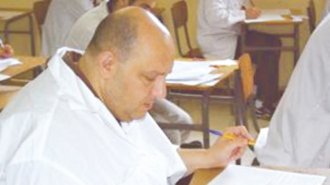 “لم أختلس 2100 مليار.. هي أموالي وقد استرجعت الملايير من بنك الخليفة”