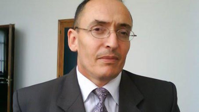 عاشور فني وسليمان جوادي يطلقان بيت الشعر في الجزائر