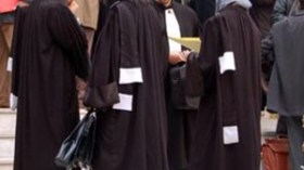 المحامون يهددون بتصعيد احتجاجهم على تغييب كتاب الضبط