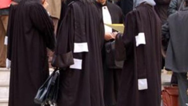 المحامون يهددون بتصعيد احتجاجهم على تغييب كتاب الضبط